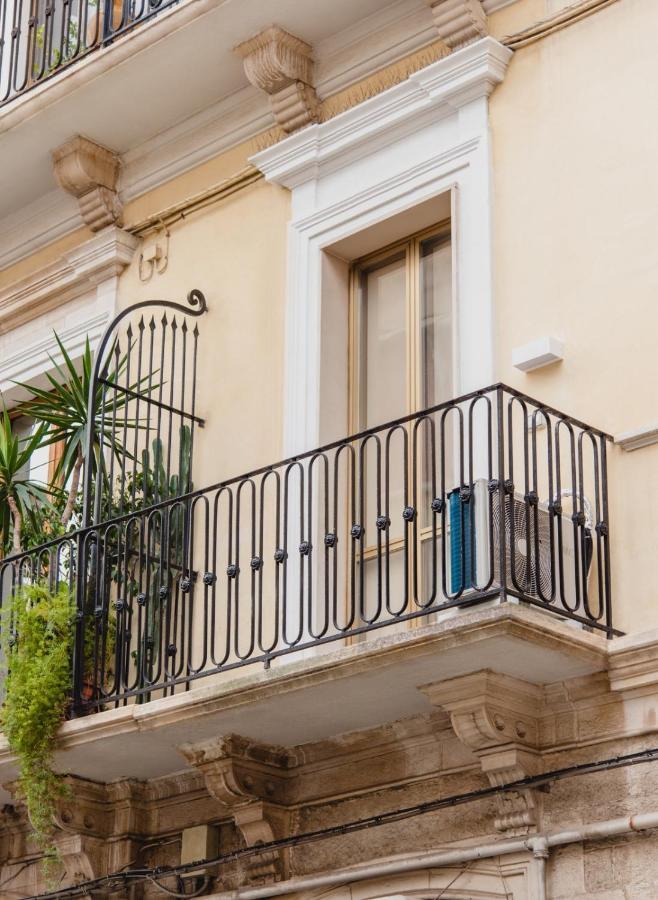 Palazzo Le Travi Ξενοδοχείο Μπάρι Εξωτερικό φωτογραφία