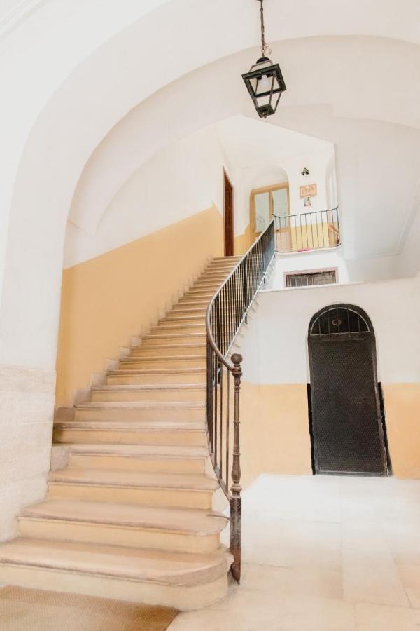 Palazzo Le Travi Ξενοδοχείο Μπάρι Εξωτερικό φωτογραφία