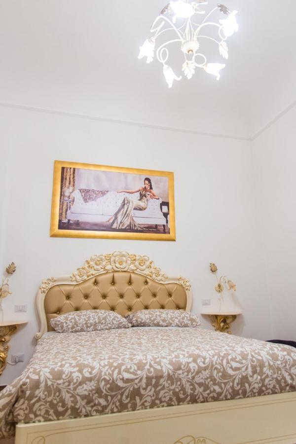 Palazzo Le Travi Ξενοδοχείο Μπάρι Εξωτερικό φωτογραφία