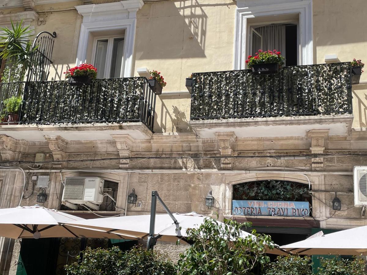 Palazzo Le Travi Ξενοδοχείο Μπάρι Εξωτερικό φωτογραφία